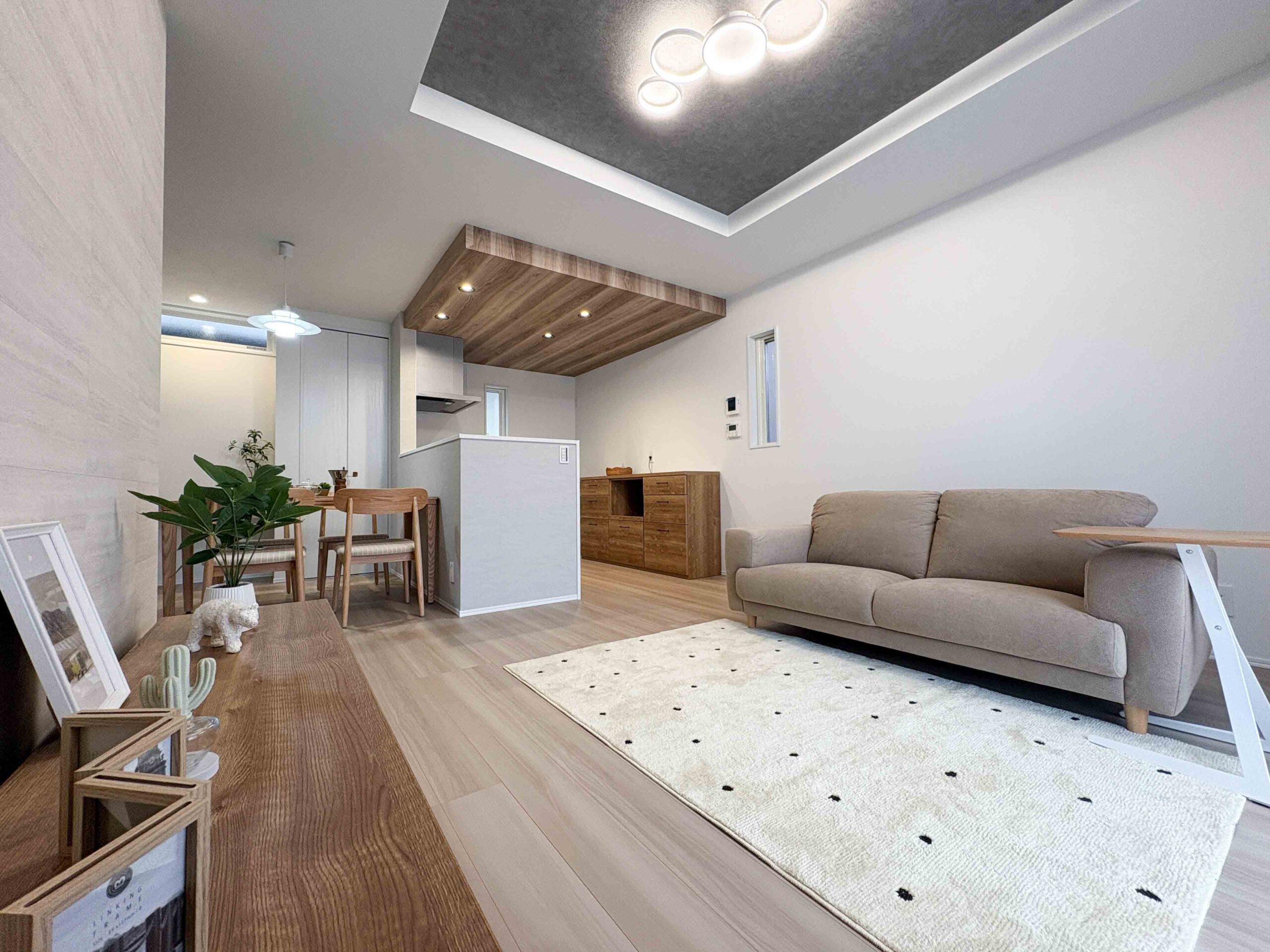 【春日市紅葉ヶ丘西6丁目】収納豊富でシンプルな暮らしが叶う家 イメージ