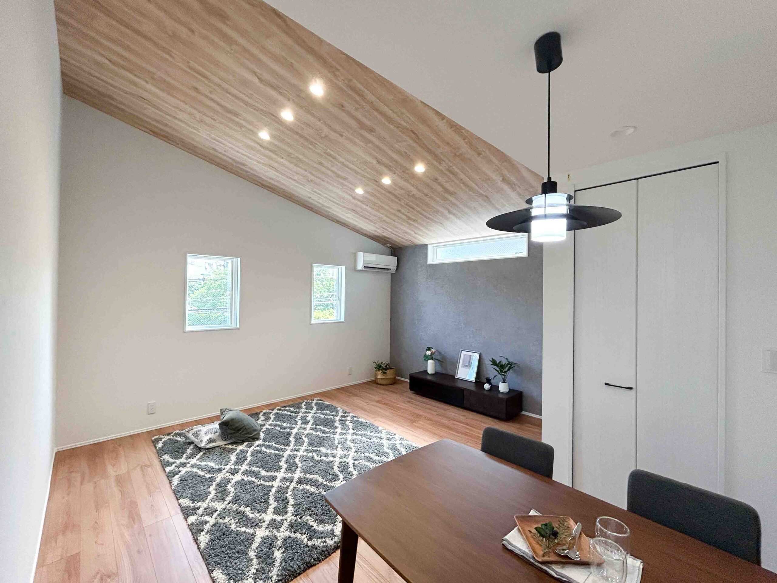 【福岡市城南区友丘2丁目 2号地】小学校徒歩9分、ルーフバルコニー付住戸 イメージ