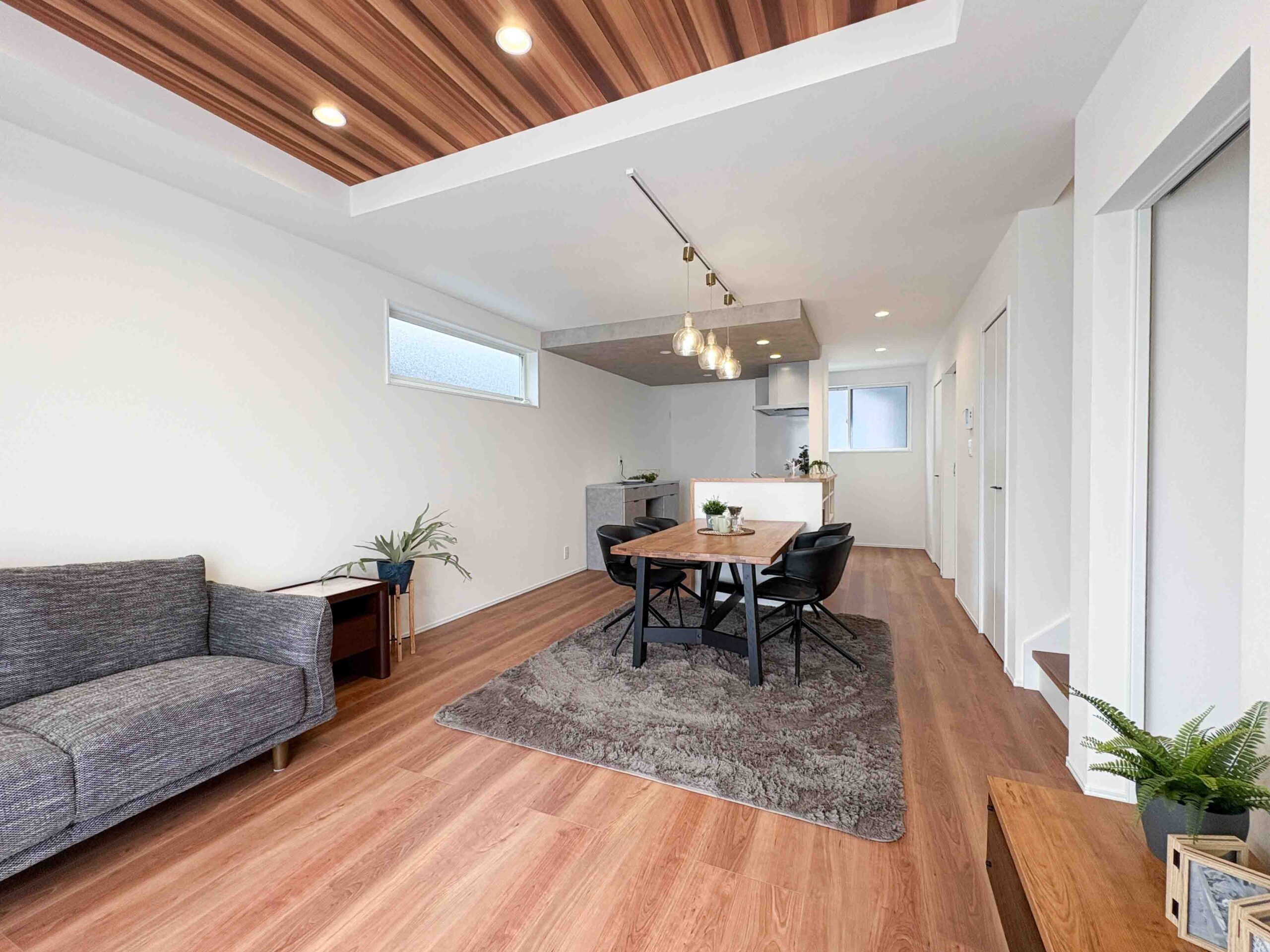 【福津市有弥の里2丁目 2号地】大型商業施設がすぐ近く イメージ